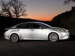 Lexus ES300h 2012 года